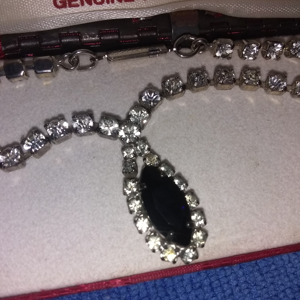 💓BRILLIANT!/ JOJAK AUSTRIAN CRYSTAL NECKLACE 💗💖